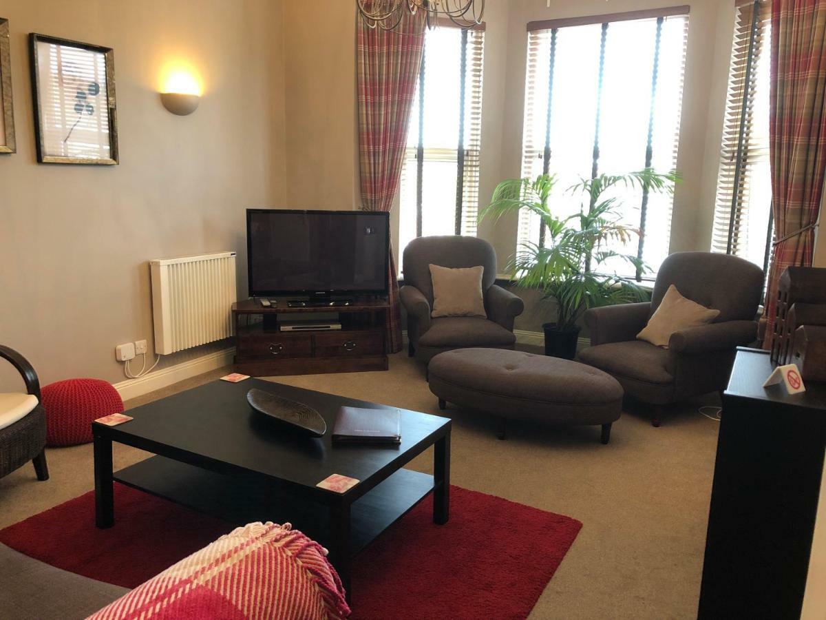Number 10 Service Apartment - Danes Southampton Eksteriør billede